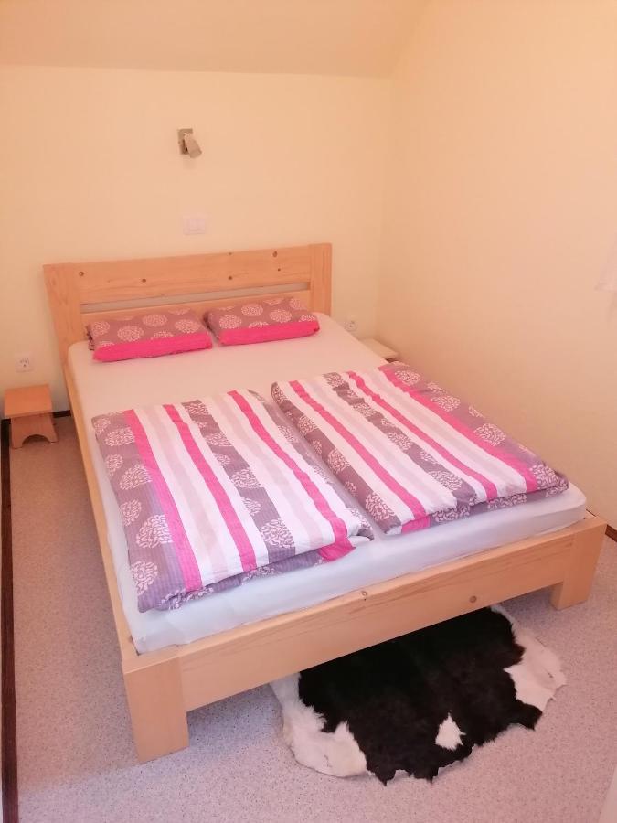 Апартаменты Apartmaji Korosec Na Koprivniku Koprivnik v Bohinju Экстерьер фото